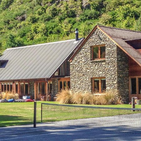 Wharenui Holiday Home By Majordomo 애로우타운 객실 사진